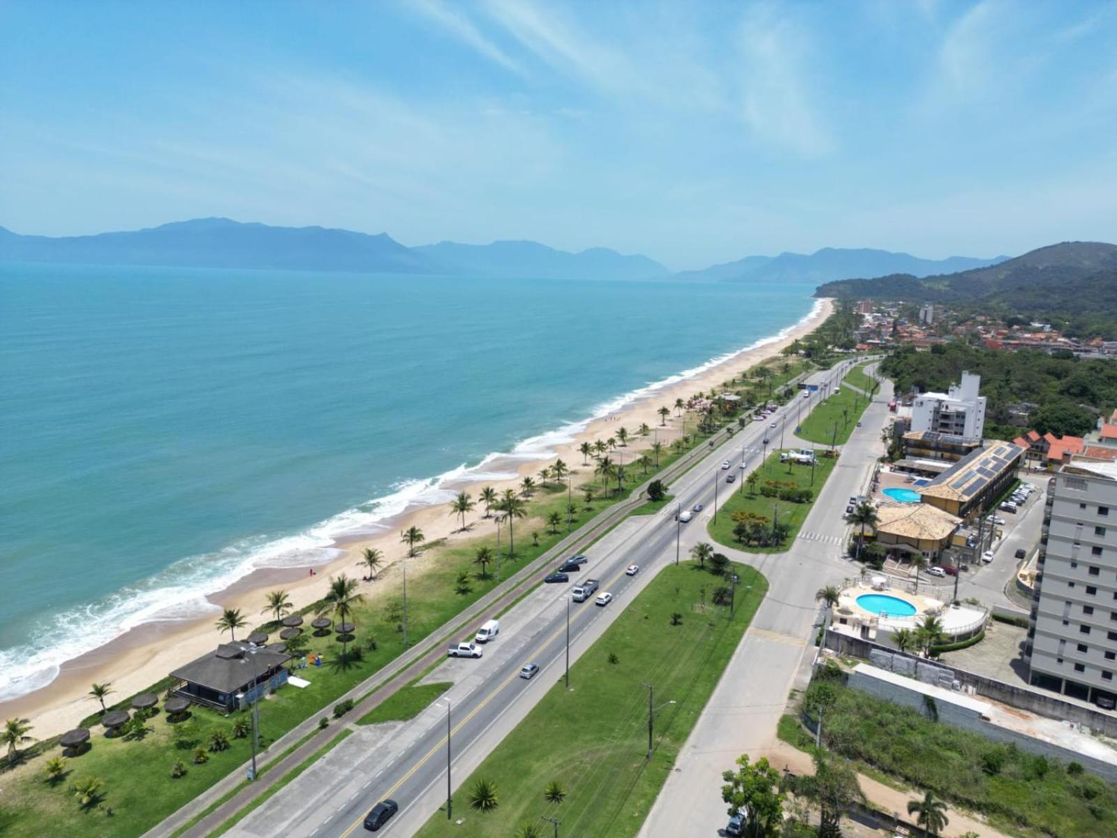 Casa Caragua Sobrado Com 2 Suites Карагуататуба Екстериор снимка
